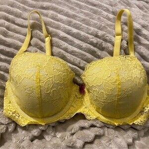 Victoria's Secret Dream Angel Lined Lace Demi - 34C